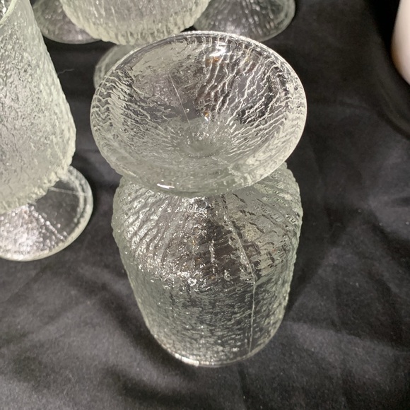 Set of 6 vintage / MCM Indiana Glass “Crystal Ice” textured wine glass - Picture 8 of 9